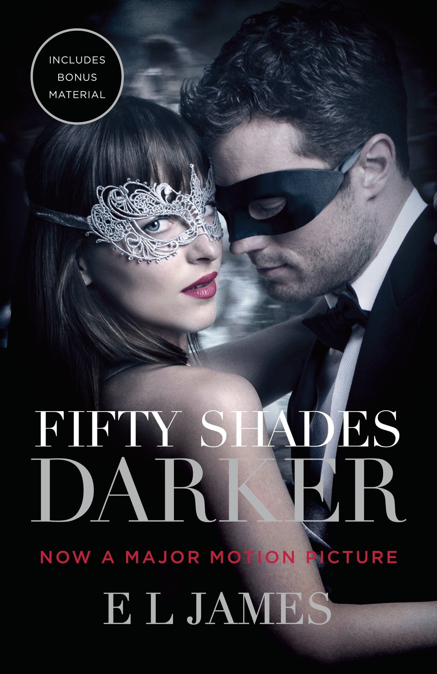 Fifty Shades Darker (Movie Tie-in Edition): Book Two of the Fifty Shades Trilogy (Fifty Shades of Grey Series, 2)
