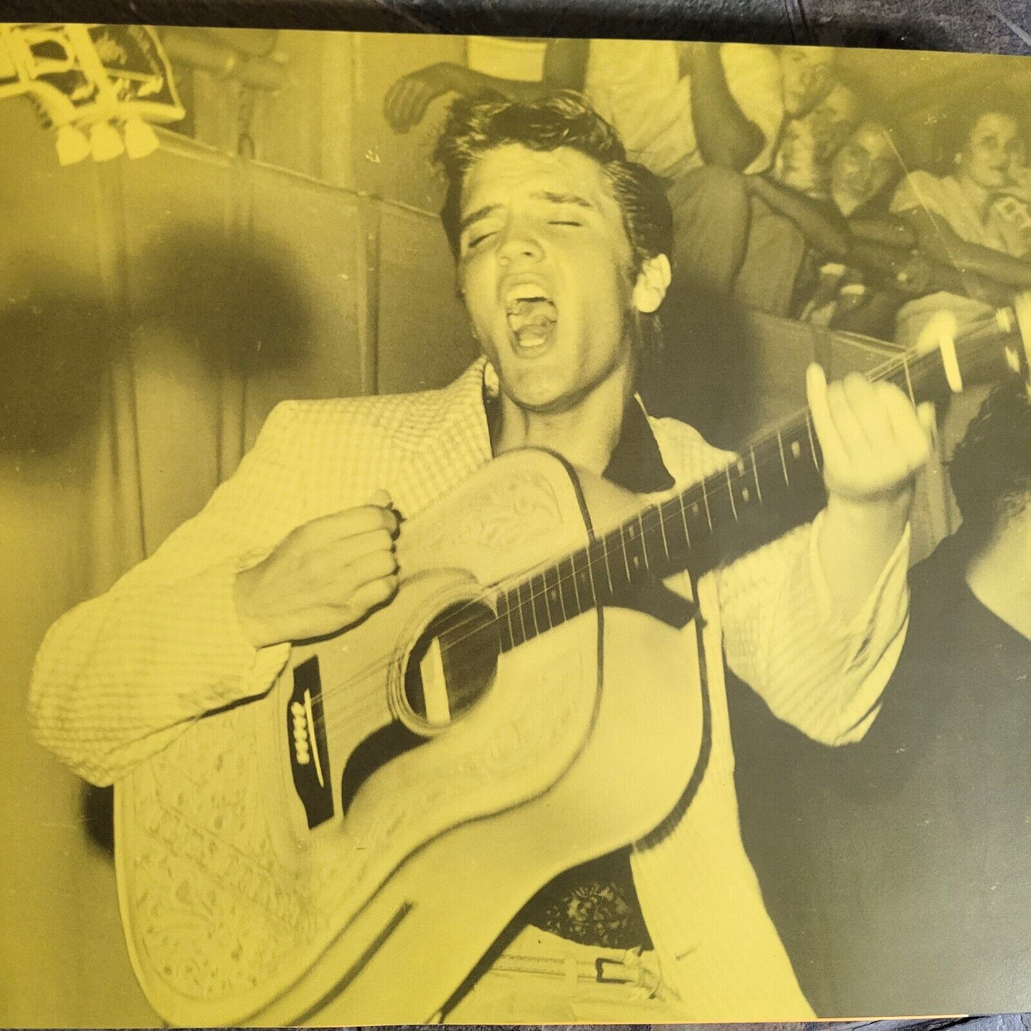 The Elvis Tresures : Includes Elvis Speaks CD replica ticket stubs calendars