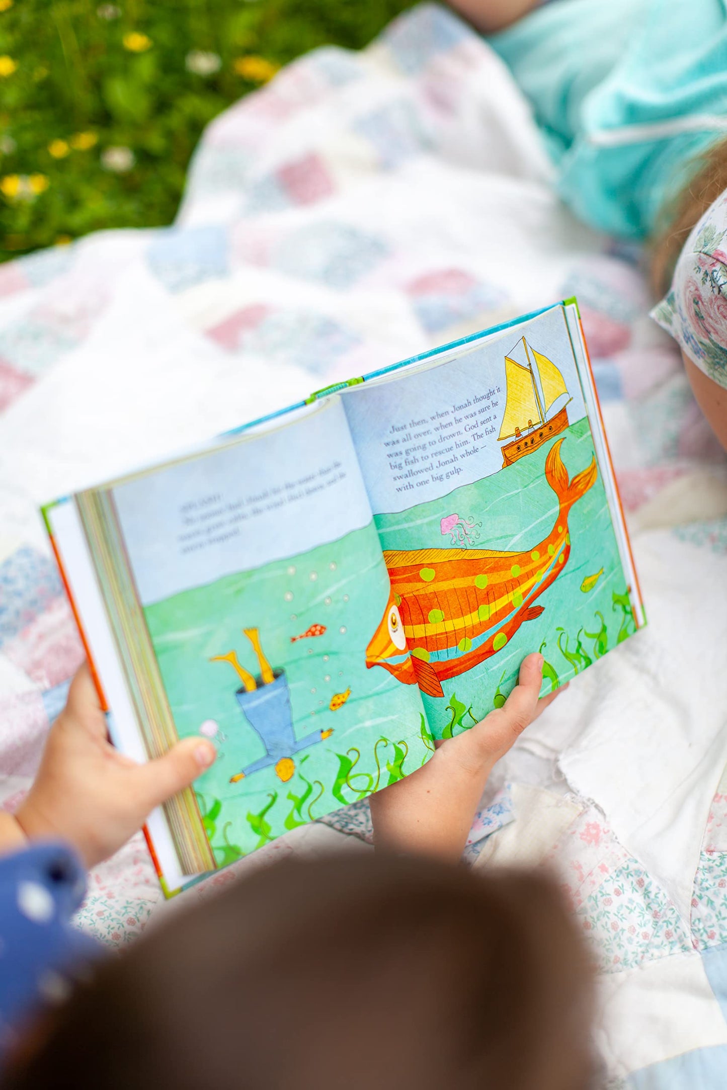 The Jesus Storybook Bible: Every Story Whispers His Name [Hardcover] Lloyd-Jones, Sally; Jago and Holland, Ben