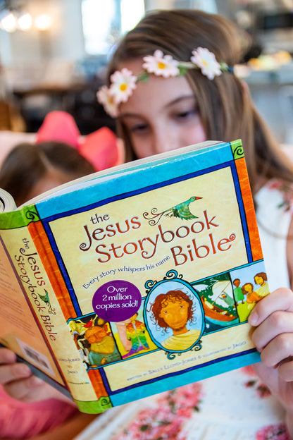 The Jesus Storybook Bible: Every Story Whispers His Name [Hardcover] Lloyd-Jones, Sally; Jago and Holland, Ben