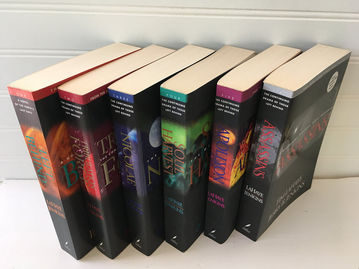 Left Behind softcover books 1-6 boxed set (Left Behind) Jenkins, Jerry B.; LaHaye, Tim and Jenkins, Jerry