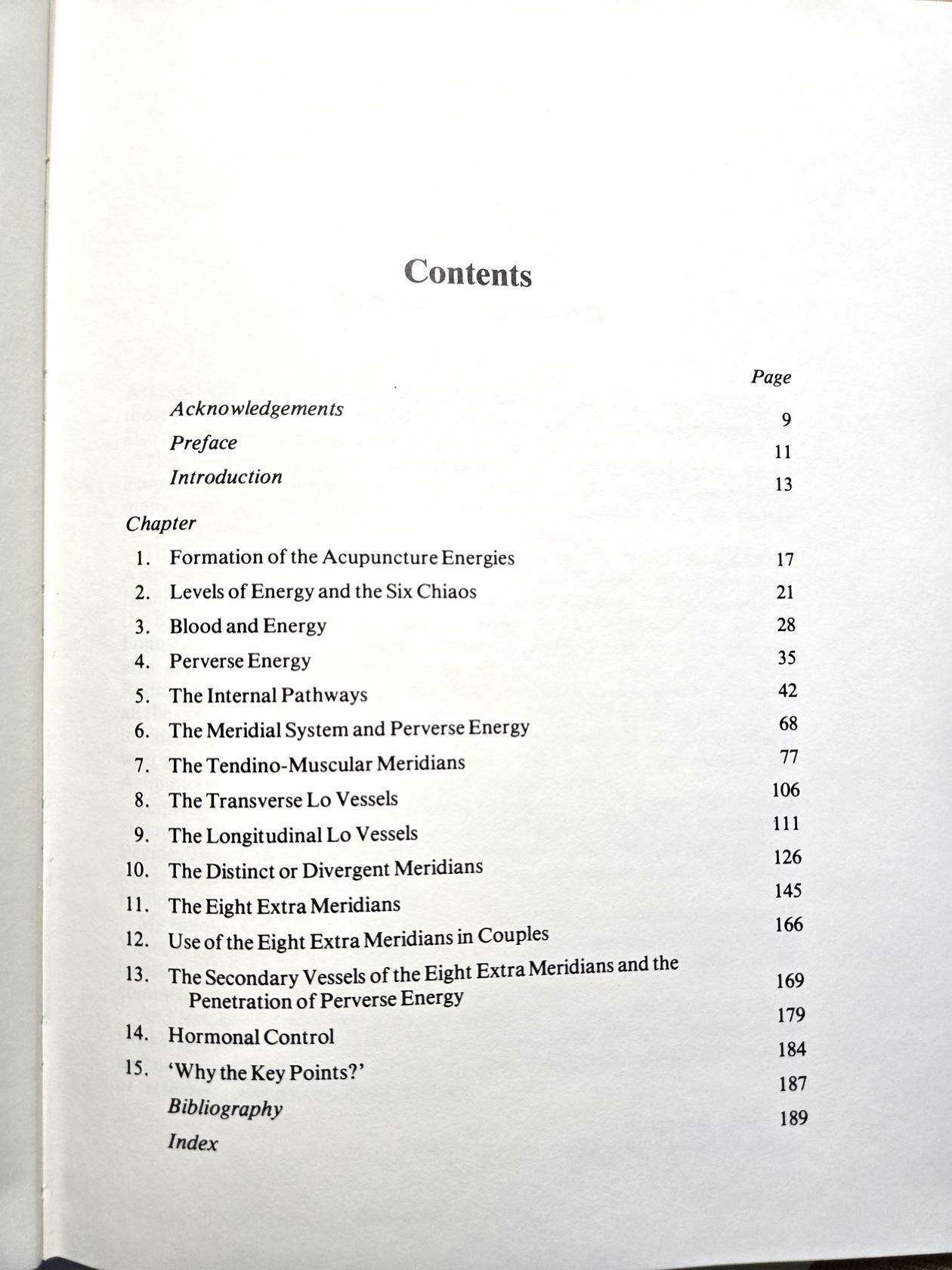 The Secondary Vessels of Acupuncture: A Detailed Account of Their Energies, Meridians, and Control Points Low, Royston H.
