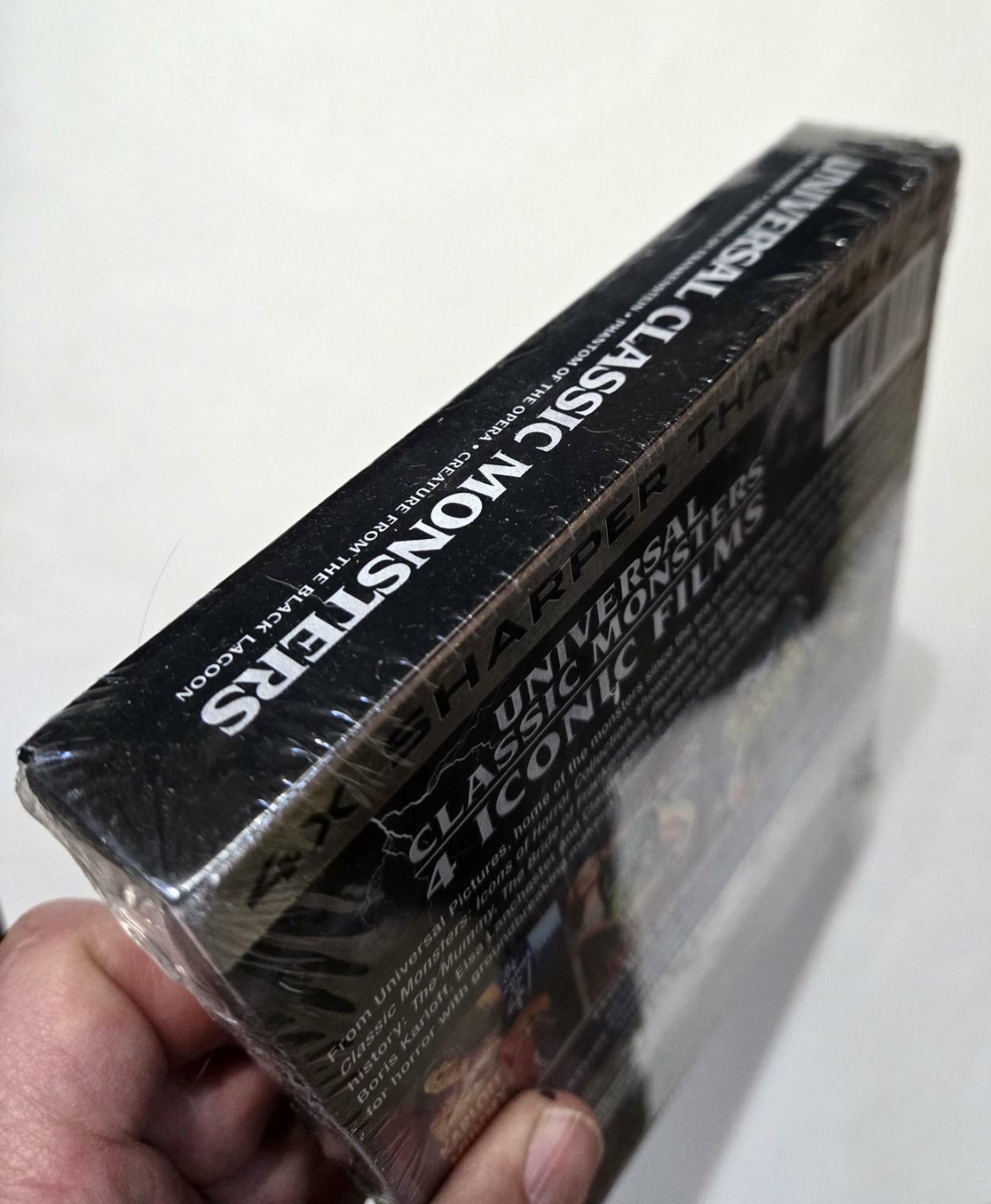 Universal Classic Monsters: Icons of Horror Collection (The Mummy / The Bride of Frankenstein / Phantom of the Opera / Creature from the Black Lagoon)